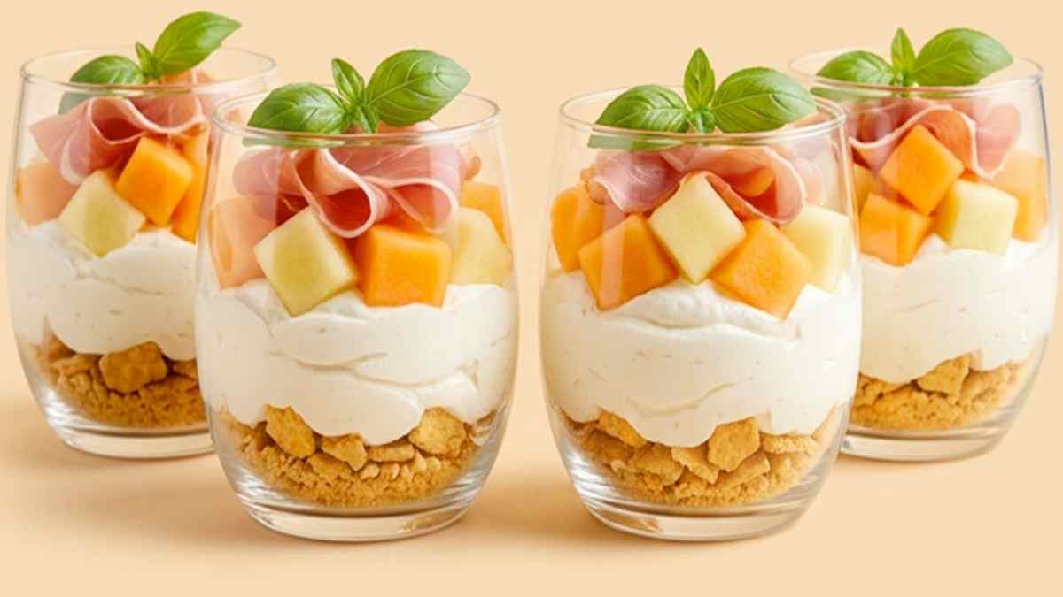 Tiramisu estival au melon, jambon sec et fromage frais