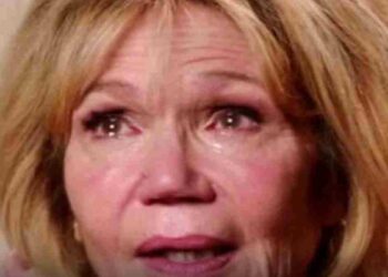 clementine-celarie-fond-en-larmes-une-declaration-bouleversante-emeut-ses-admirateurs