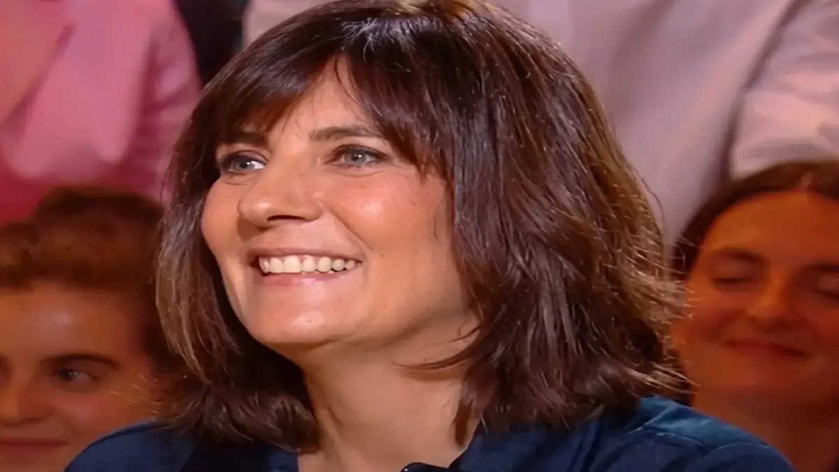 estelle-denis-son-tweet-remarque-apres-la-defaite-des-bleus-et-la-sequence-radio-qui-fait-reagir