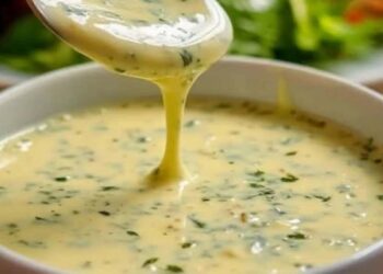 sauce-legere-pour-salades-et-crudites-decouvrez-une-recette-savoureuse
