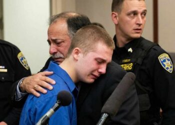 un-adolescent-condamne-a-452-ans-de-prison-apres-avoir-la-realite-derriere-cette-peine-hors-norme