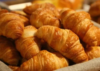 voici-une-recette-facile-de-croissants-maison