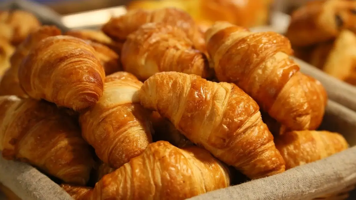 voici-une-recette-facile-de-croissants-maison